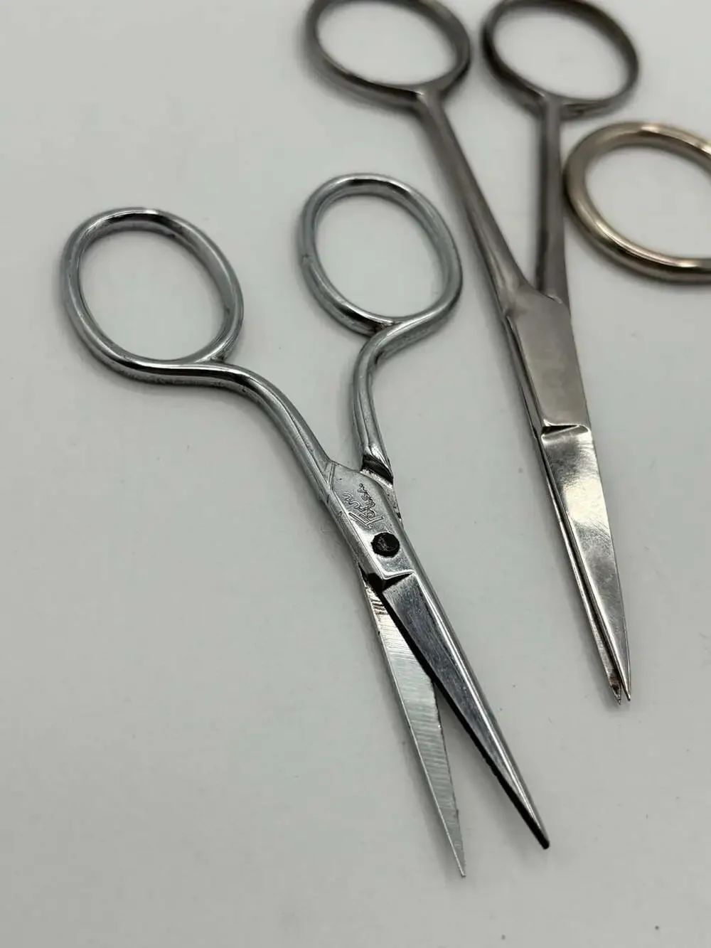 Lot of 5 Vintage Small Stainless Steel Scissors and Sewing Craft Notions